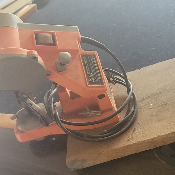 Tools - Picture 3 of 12